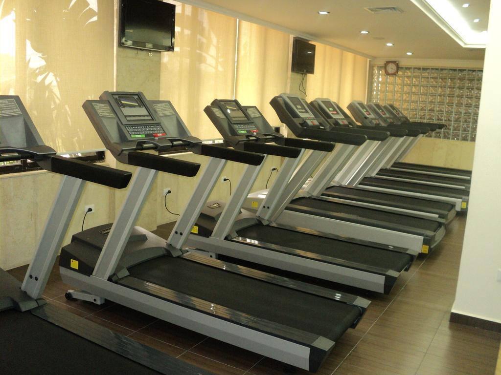 Platinum Hotel Tyre Bagian luar foto