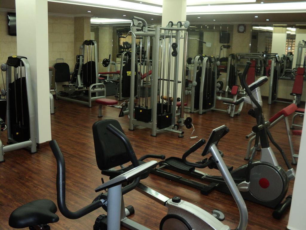 Platinum Hotel Tyre Bagian luar foto