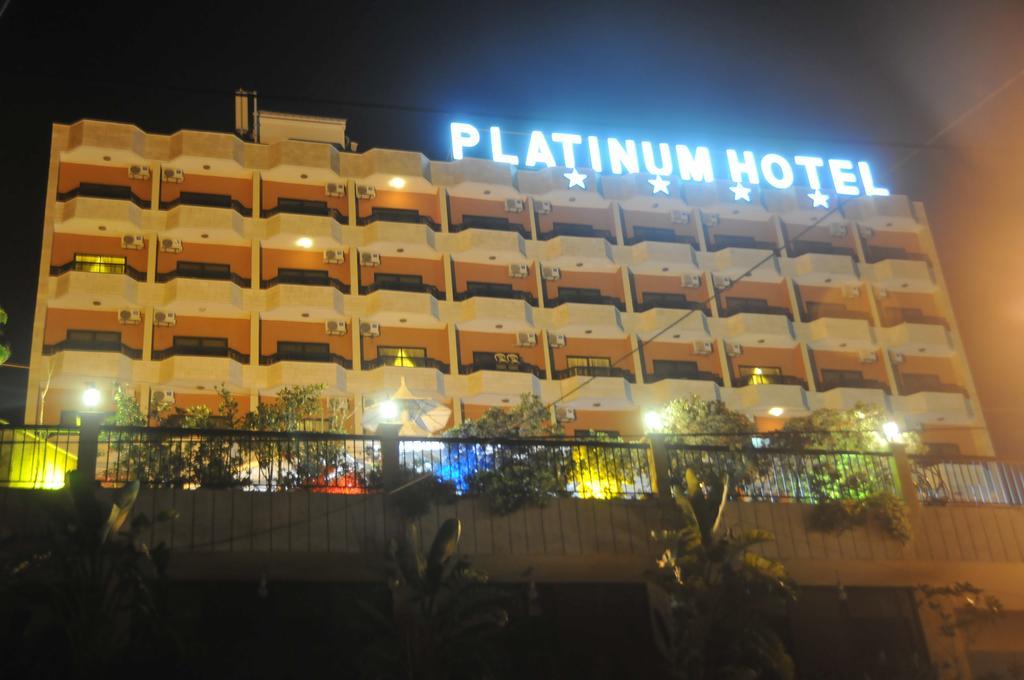 Platinum Hotel Tyre Bagian luar foto
