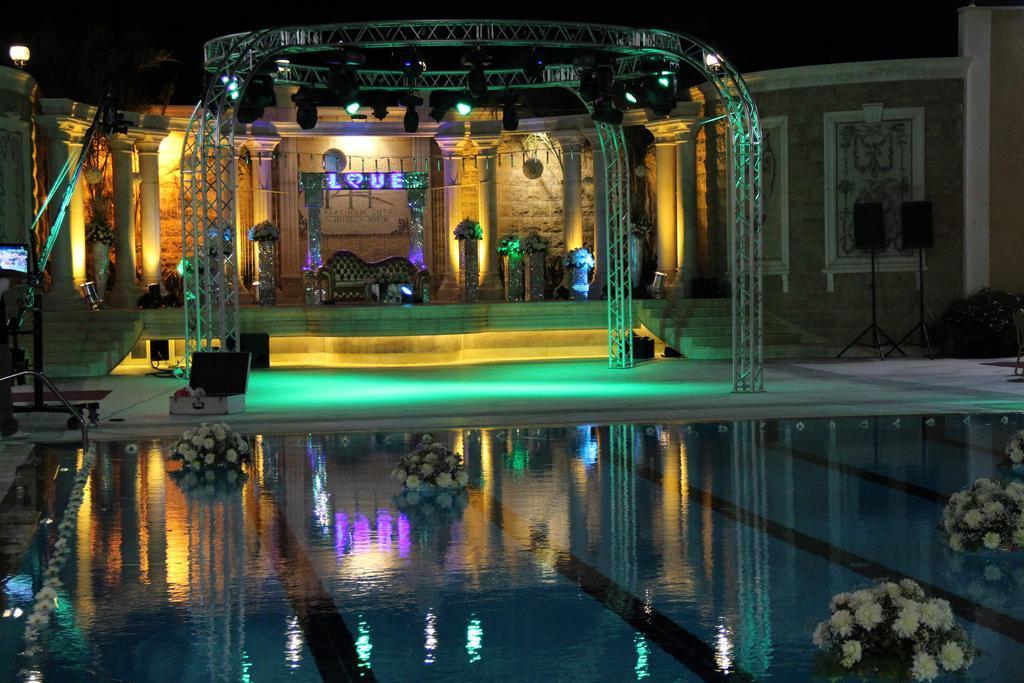 Platinum Hotel Tyre Bagian luar foto