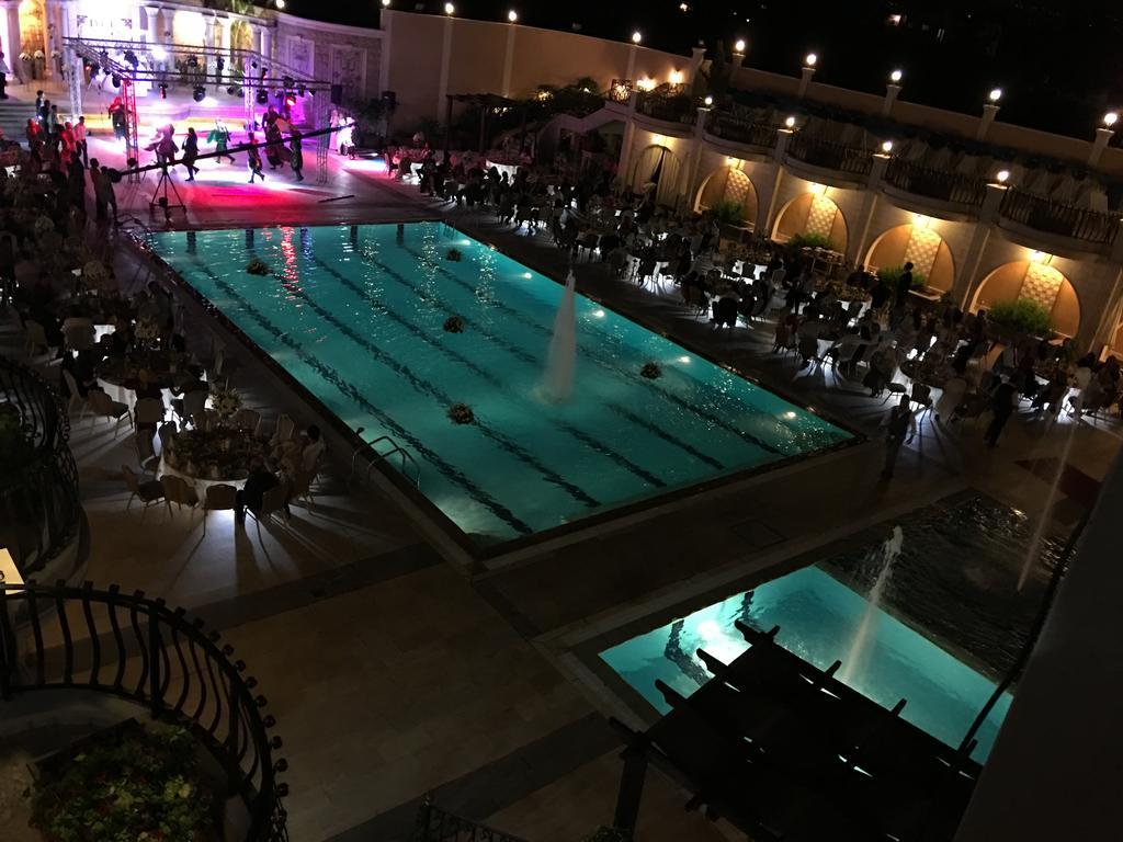 Platinum Hotel Tyre Bagian luar foto