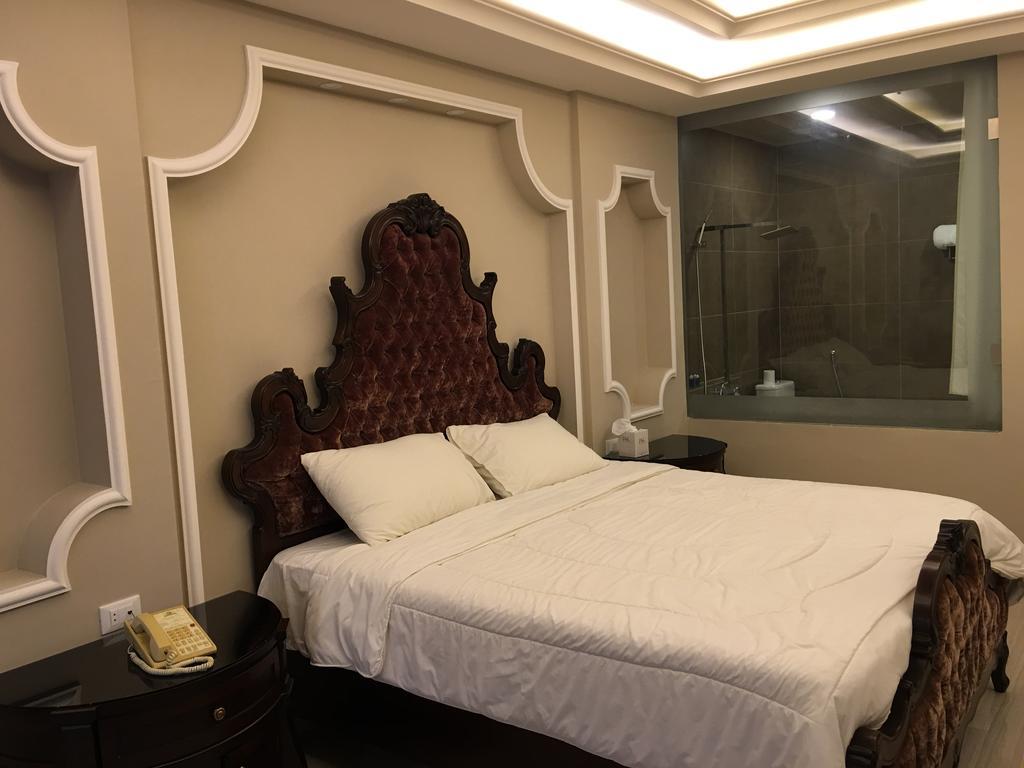 Platinum Hotel Tyre Bagian luar foto